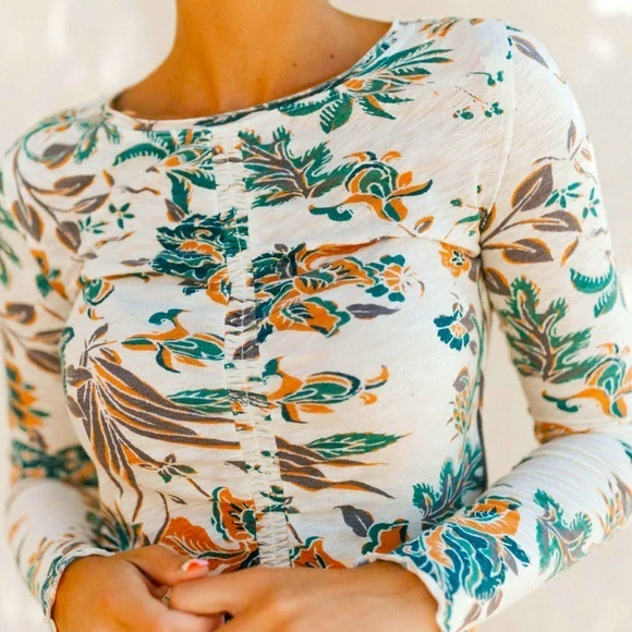 Free People We The Free Dreamed of You Tee in Teal Combo NWT XS with Stretch - Picture 5 of 15